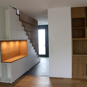 Einfamilienhaus mit Schranktreppe